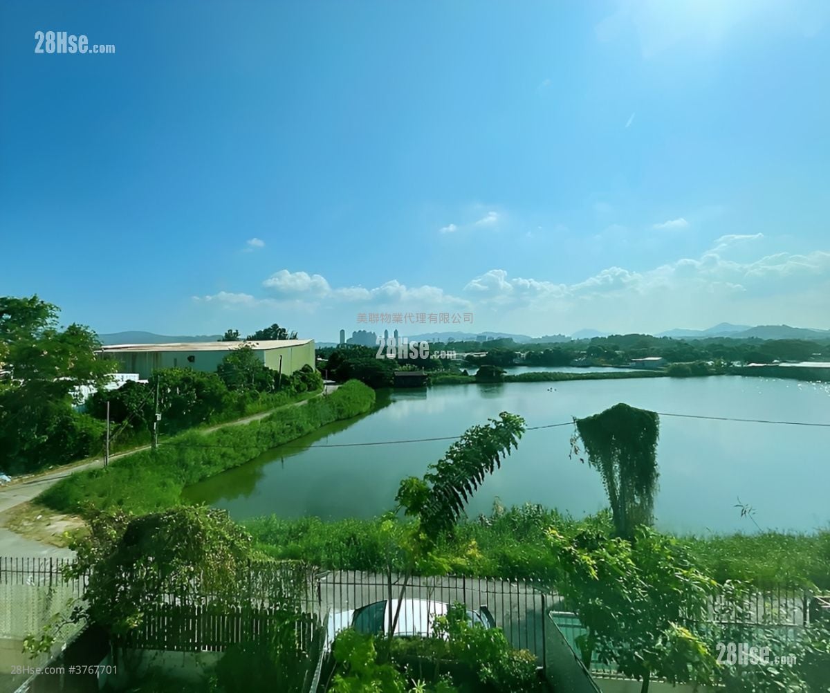 Fairview Park Sell 3 Bedrooms , 2 Bathrooms 915 ft²