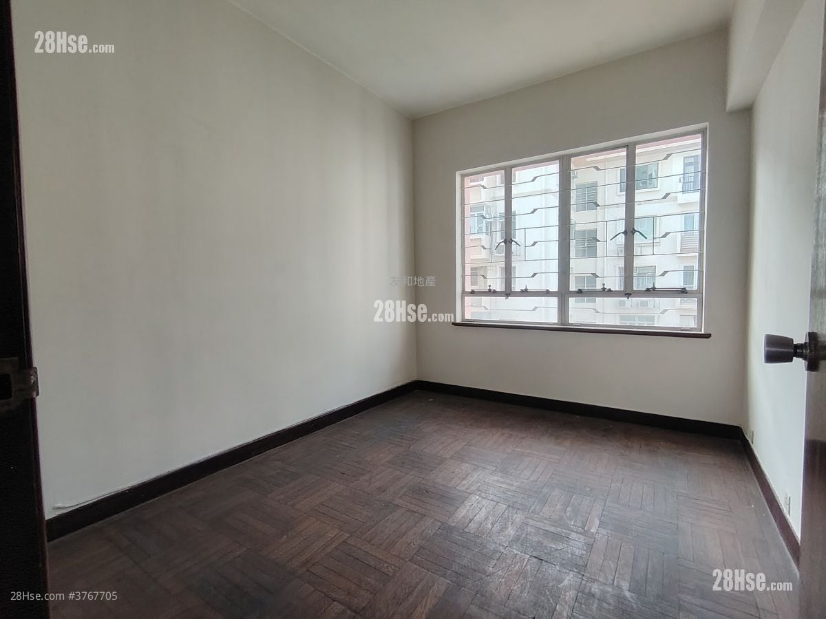 Bel-Air House Sell 1,032 ft²