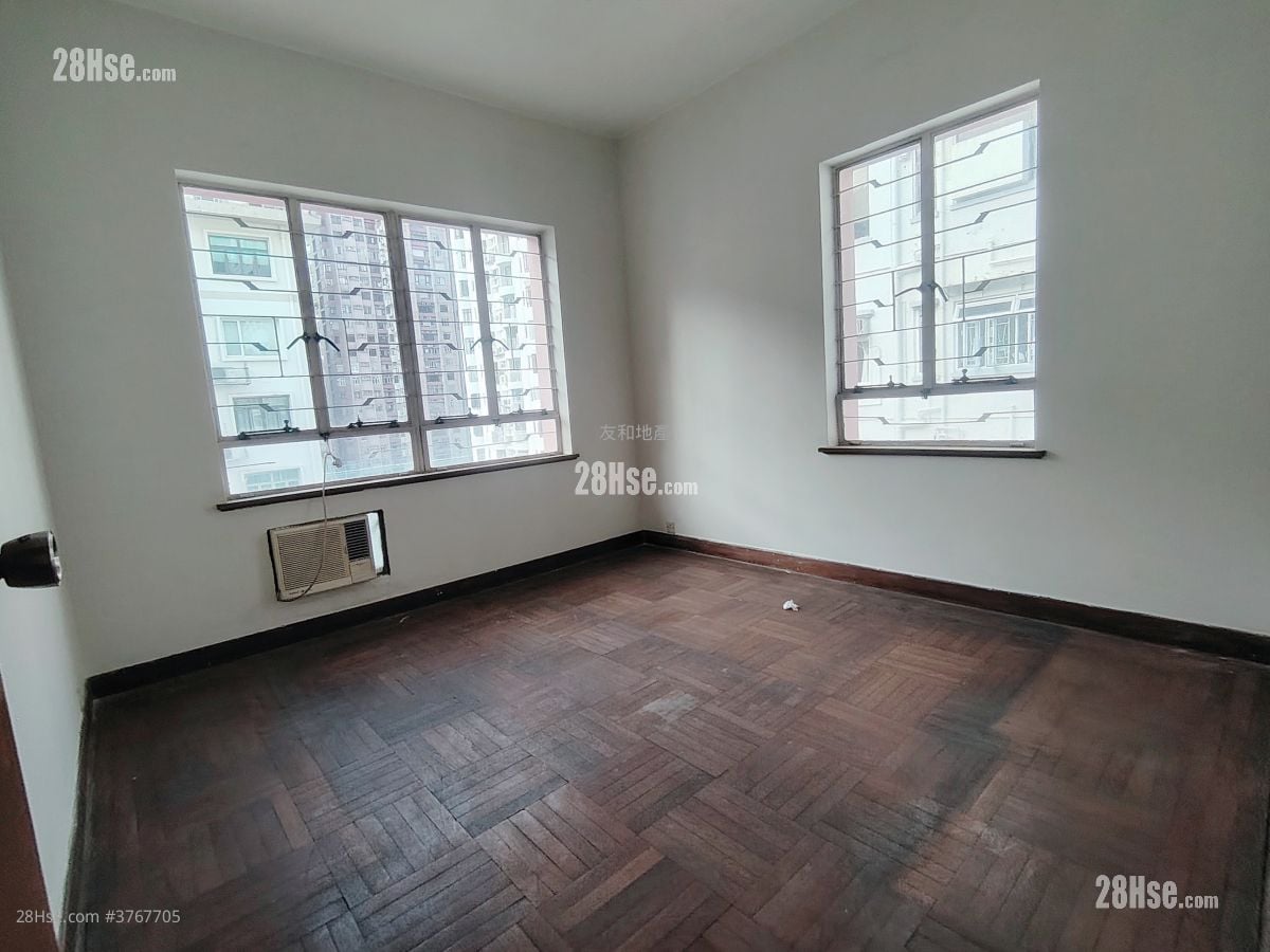 Bel-Air House Sell 1,032 ft²