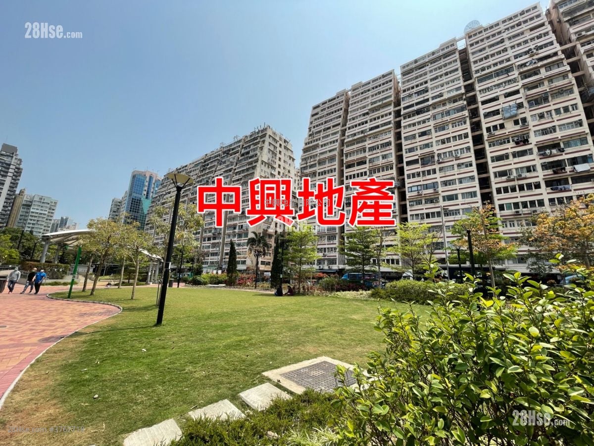 Man Wai Building Sell 3 Bedrooms 565 ft²