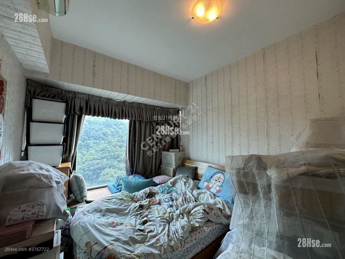 Castello Sell 547 ft²