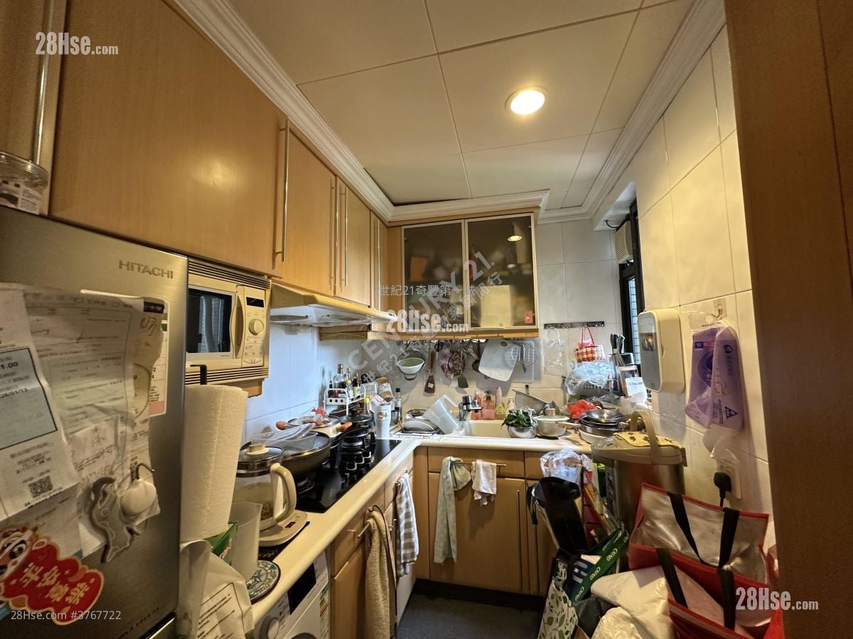 Castello Sell 547 ft²