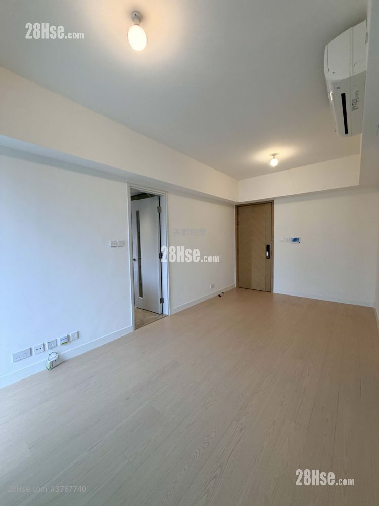 Monaco 售盘 3 房 , 2 浴室 727 平方尺