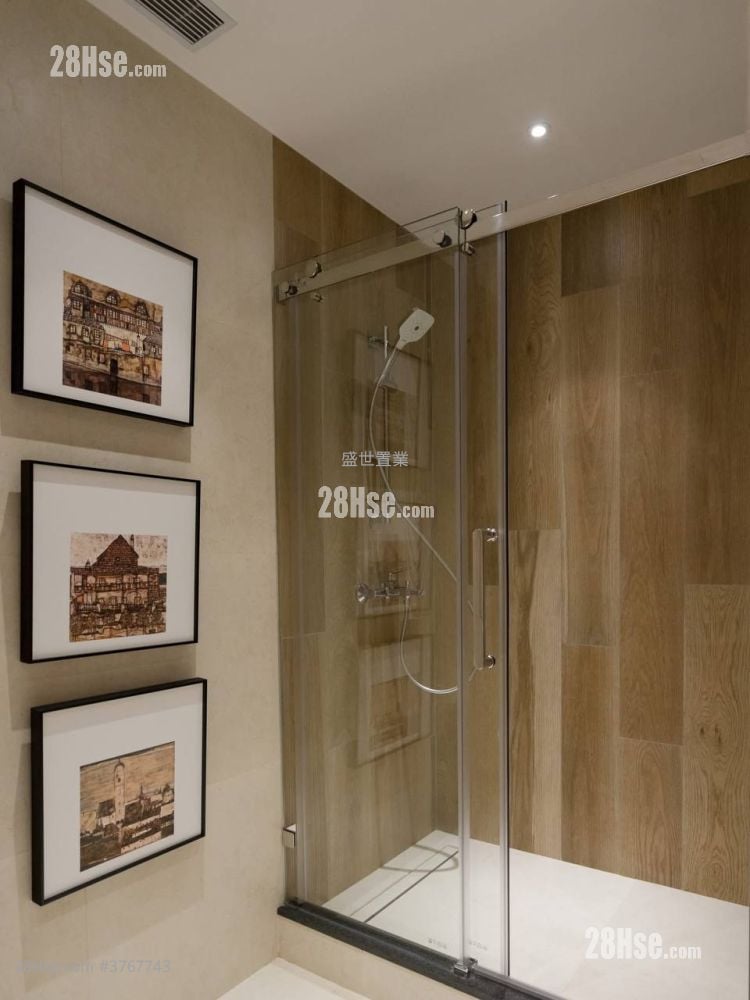 Peak One Sell 3 Bedrooms , 2 Bathrooms 1,014 ft²