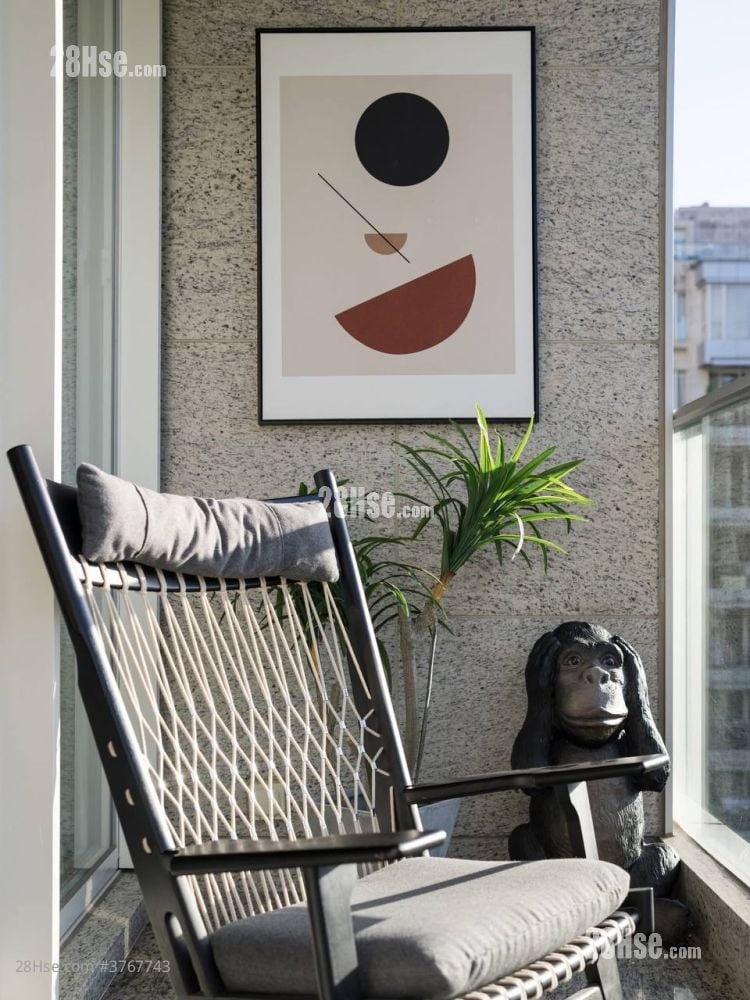 Peak One Sell 3 Bedrooms , 2 Bathrooms 1,014 ft²