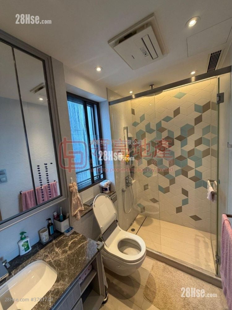 Grand Austin 售盘 5+ 房 , 3 浴室 2,179 平方尺