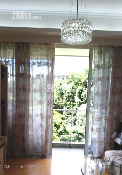 Peak One Sell 4 Bedrooms , 2 Bathrooms 1,100 ft²