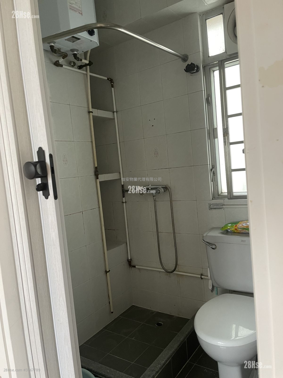 Parkland House Sell 2 Bedrooms , 1 Bathroom 316 ft²