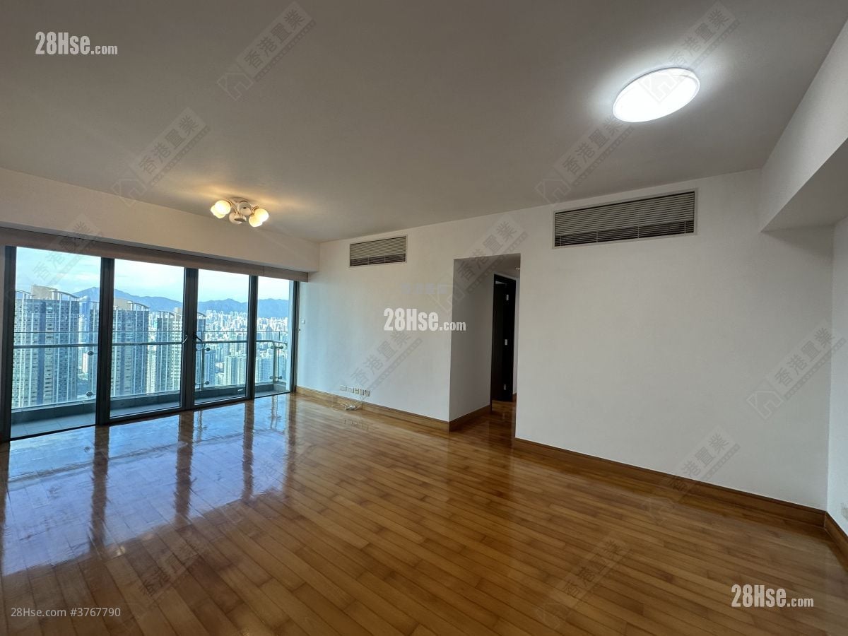 君临天下 售盘 3 房 , 2 浴室 1,058 平方尺