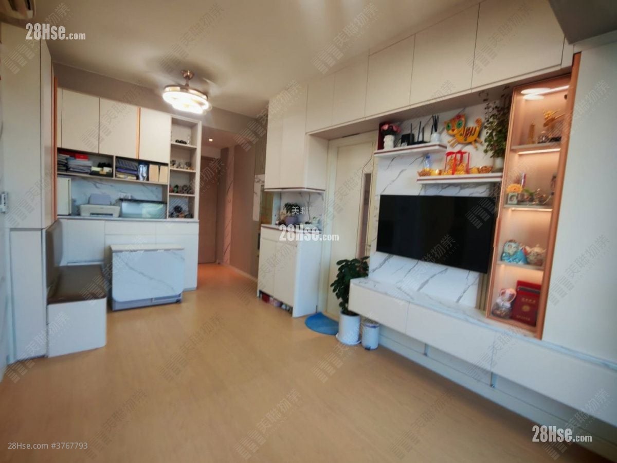 Monaco One 售盘 3 房 , 2 浴室 713 平方尺