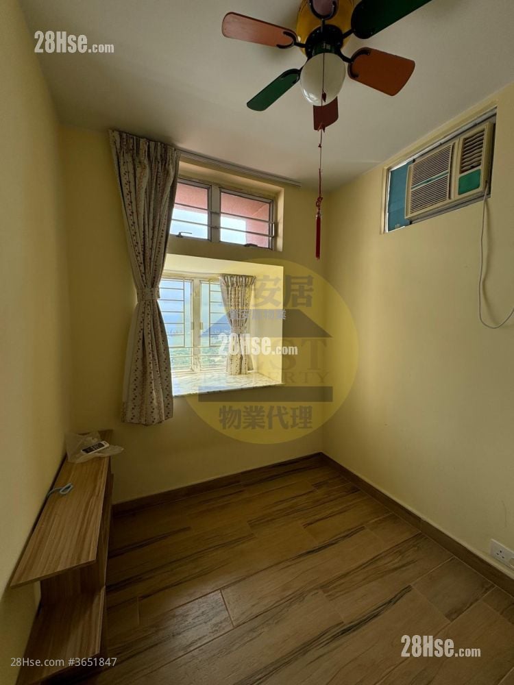 Sun Tuen Mun Centre Rental 3 Bedrooms , 2 Bathrooms 597 ft²