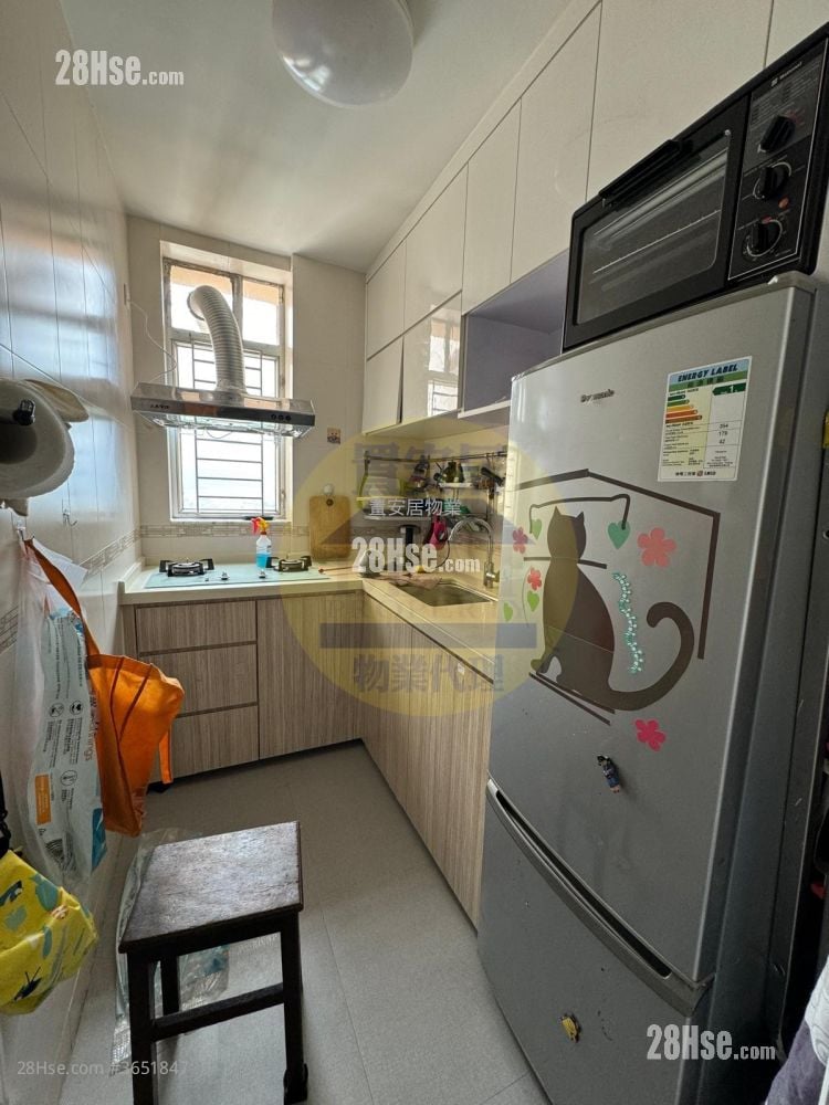 Sun Tuen Mun Centre Rental 3 Bedrooms , 2 Bathrooms 597 ft²