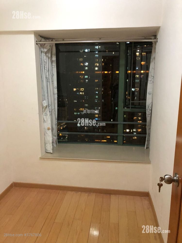 Island Resort Sell 2 Bedrooms , 1 Bathroom 455 ft²