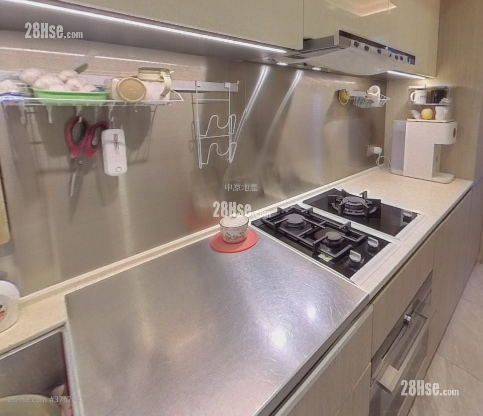 天钻 售盘 3 房 , 2 浴室 748 平方尺