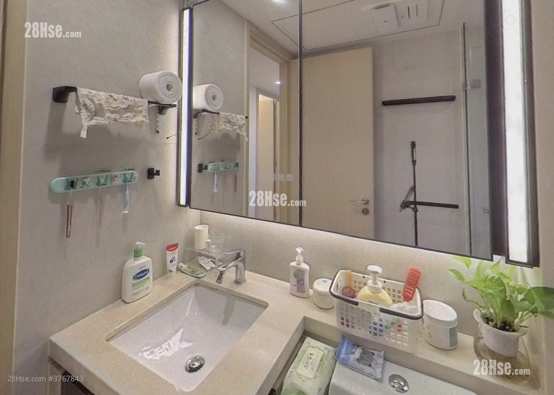 天钻 售盘 3 房 , 2 浴室 748 平方尺