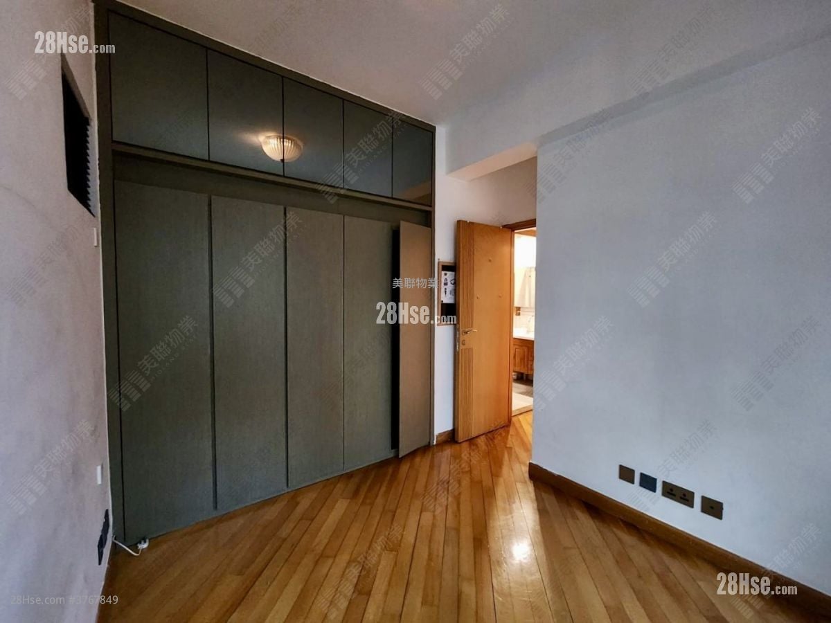 New Haven Sell 2 Bedrooms 526 ft²