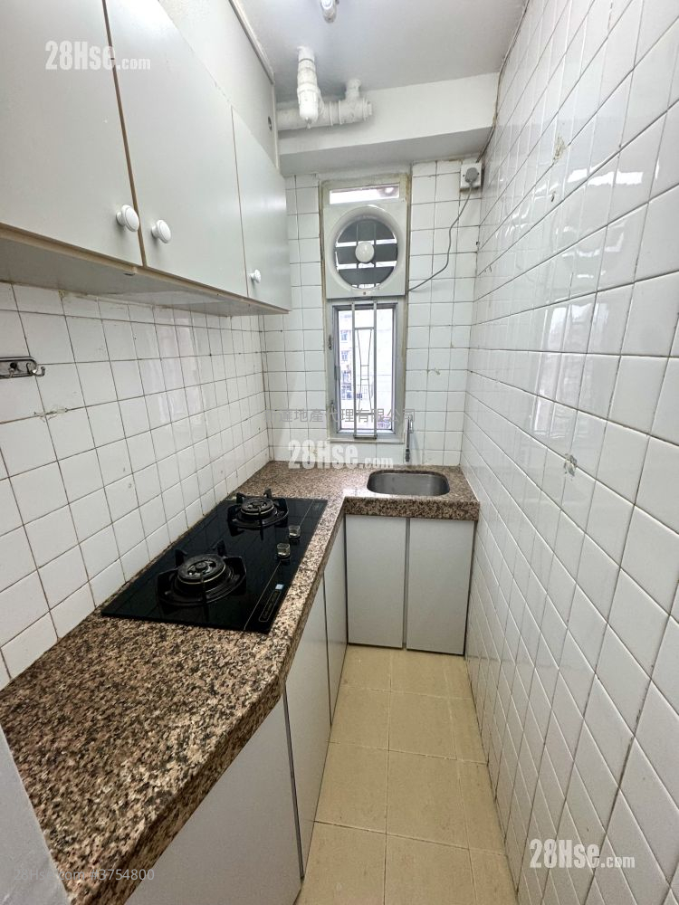 金輝大廈 租盤 3 房 , 1 浴室 411 平方呎