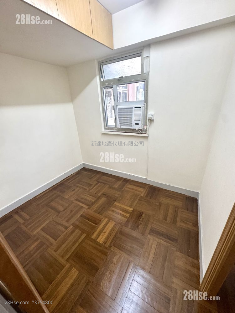 金輝大廈 租盤 3 房 , 1 浴室 411 平方呎