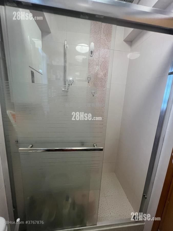 Whampoa Estate Sell 2 Bedrooms , 1 Bathroom 401 ft²