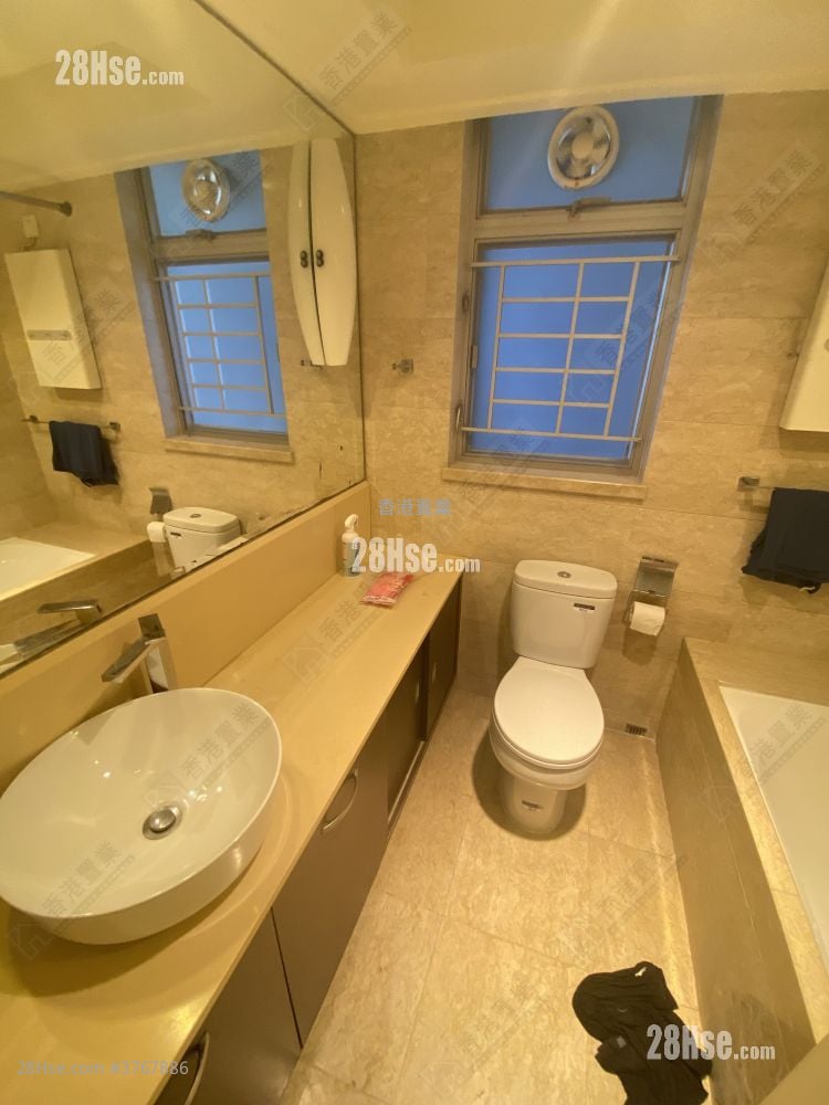 The Waterfront Sell 3 Bedrooms , 2 Bathrooms 943 ft²