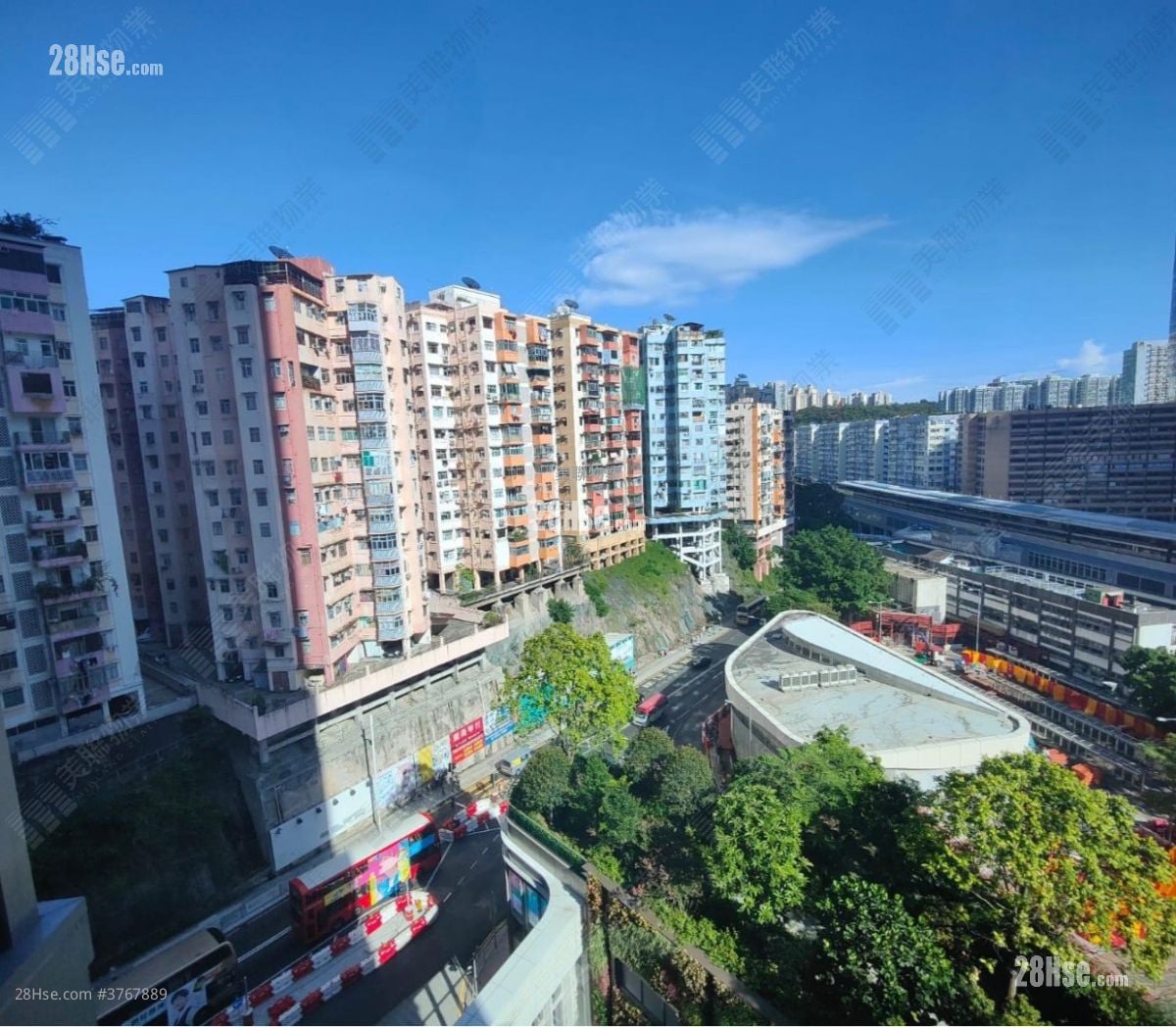 Grand Central Sell 2 Bedrooms 676 ft²