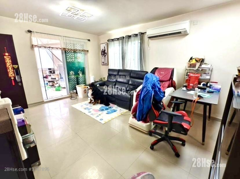 村屋 售盘 2 房 , 1 浴室 700 平方尺