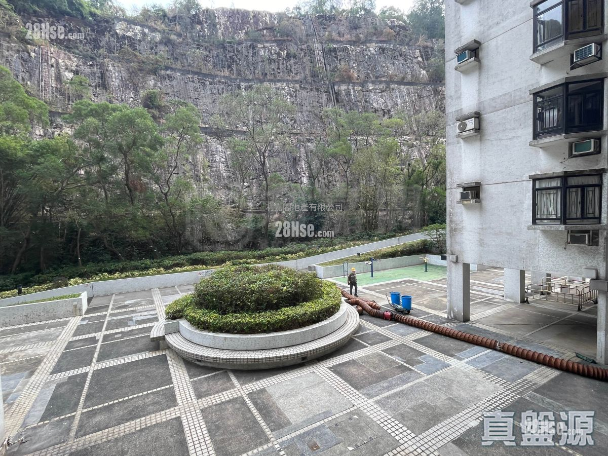 康怡花园 售盘 2 房 , 1 浴室 522 平方尺