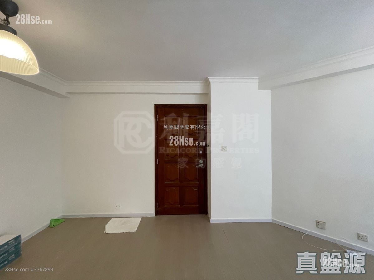 康怡花园 售盘 2 房 , 1 浴室 522 平方尺