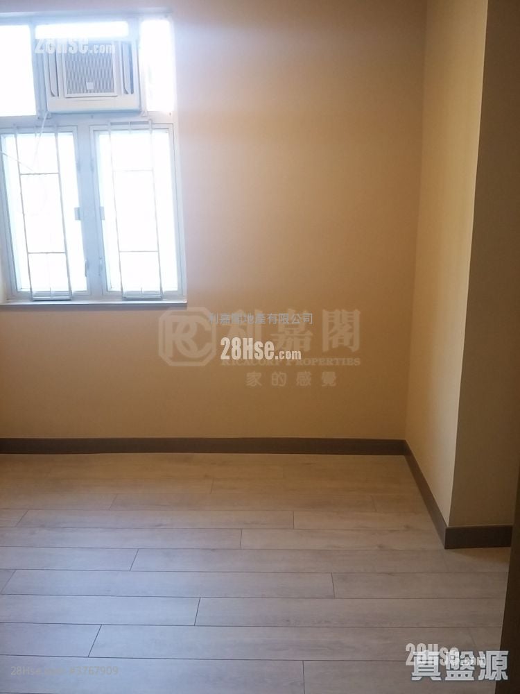 太古城 售盘 3 房 , 1 浴室 684 平方尺