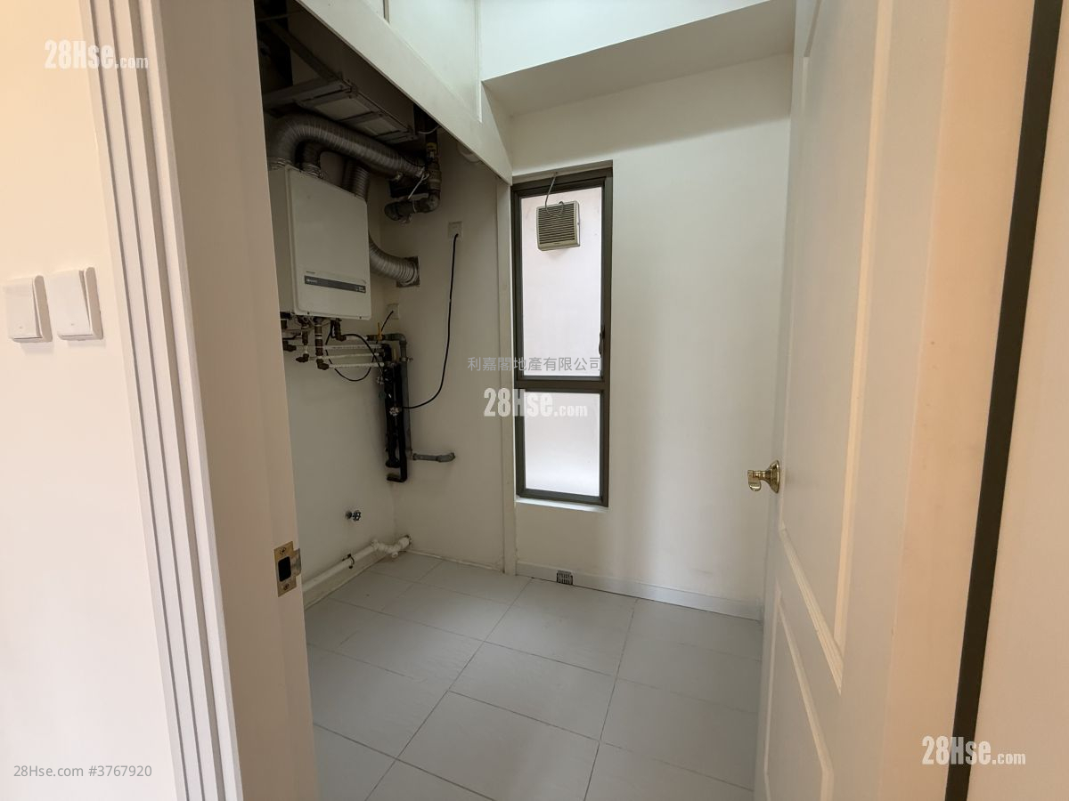 嘉御山 售盘 3 房 1,554 平方尺