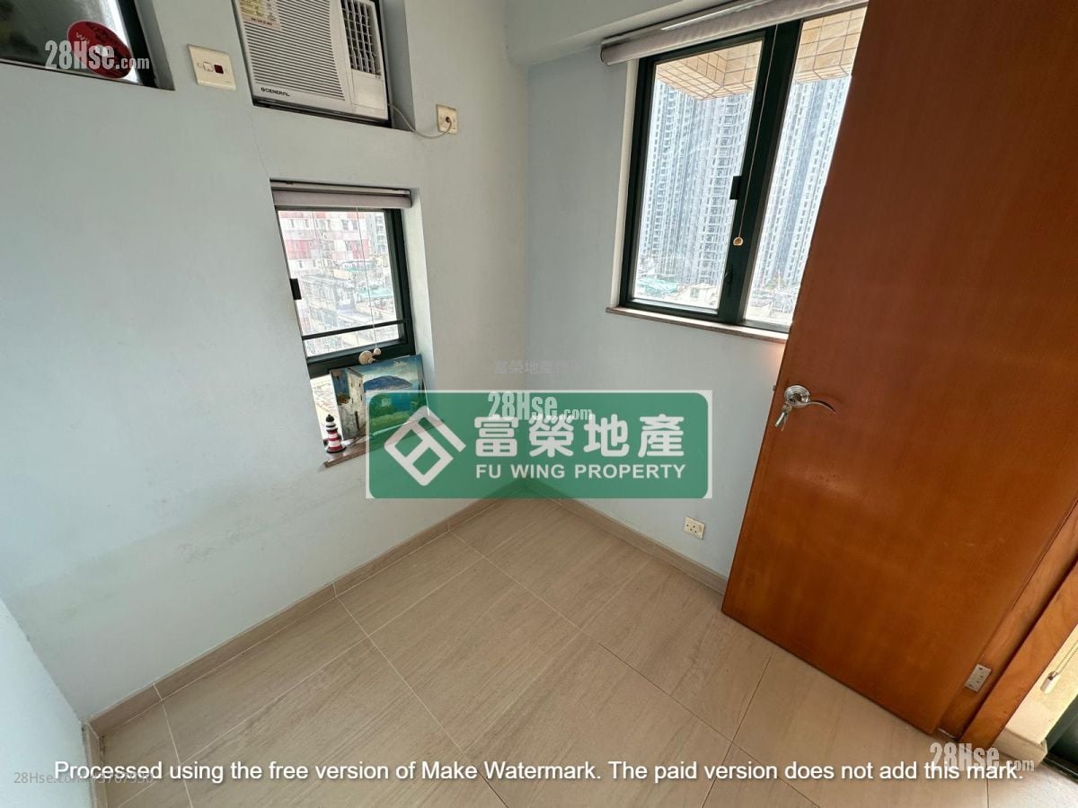 Yau On Court Sell 2 Bedrooms , 1 Bathroom 318 ft²