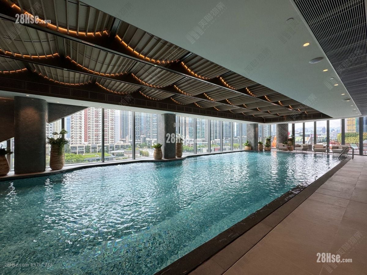 Cullinan Sky Sell 2 Bedrooms , 1 Bathroom 437 ft²