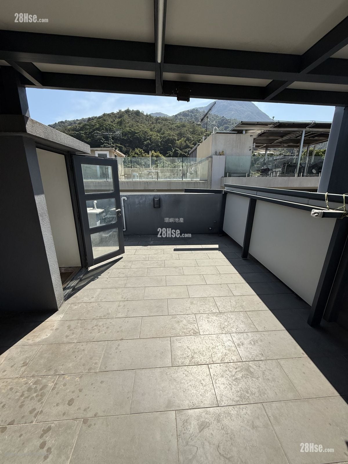 村屋 租盘 4 房 , 3 浴室 1,650 平方尺