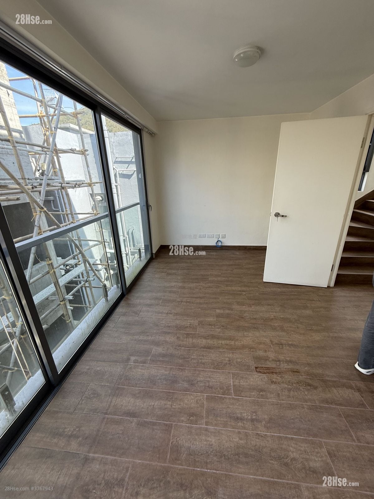 村屋 租盘 4 房 , 3 浴室 1,650 平方尺