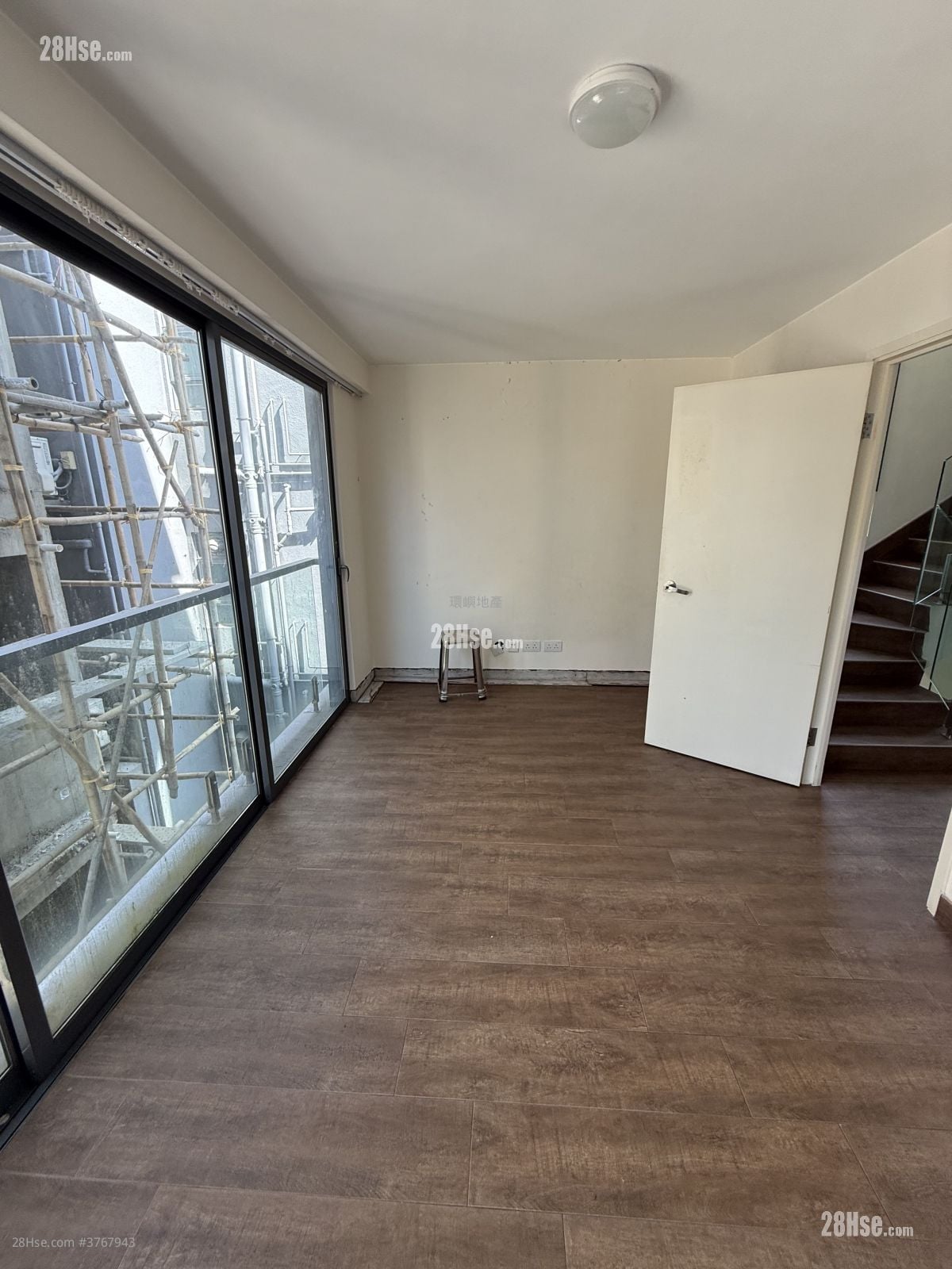 村屋 租盘 4 房 , 3 浴室 1,650 平方尺