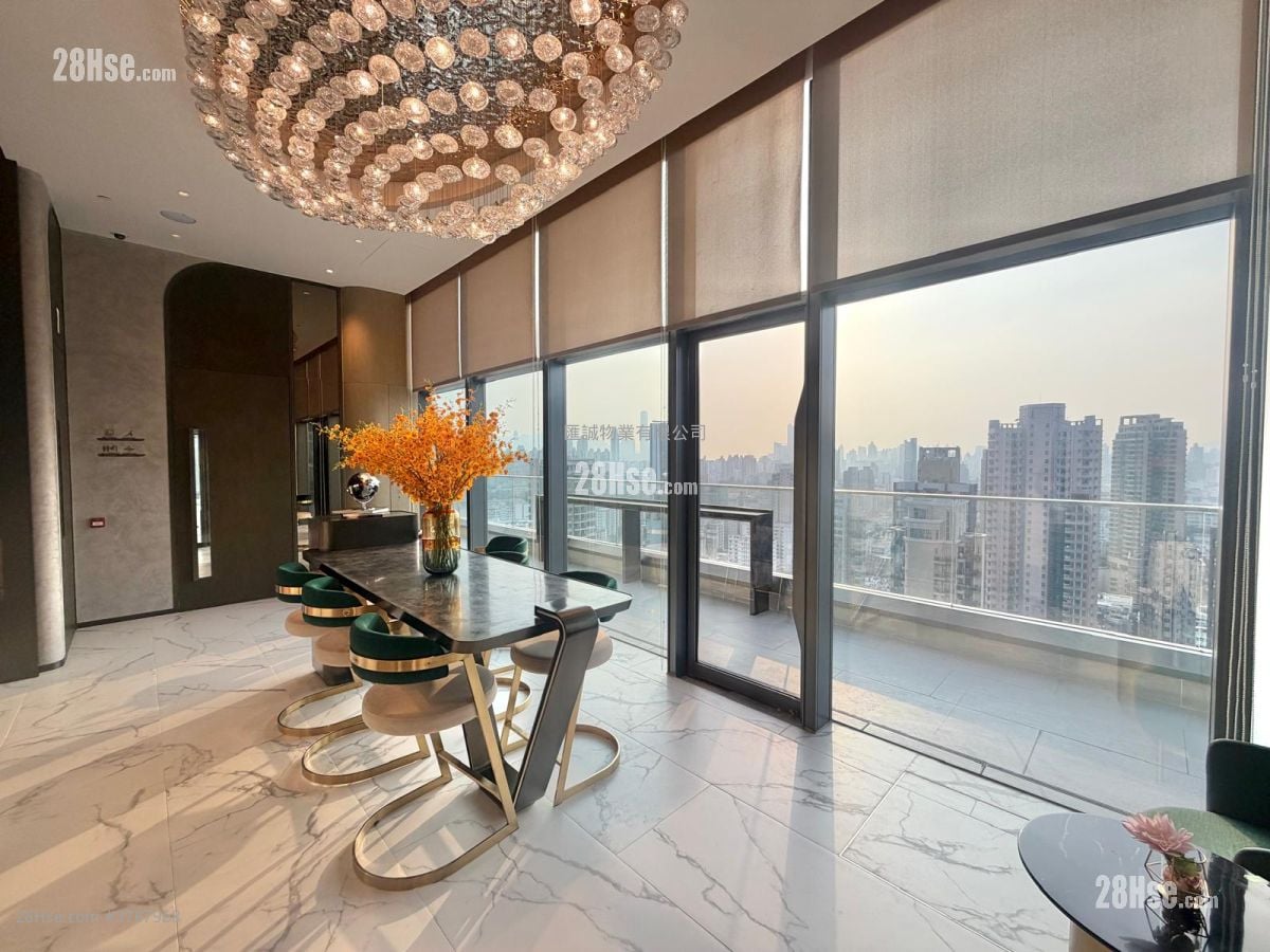 Eight Southpark Sell 1 Bedroom , 1 Bathroom 262 ft²