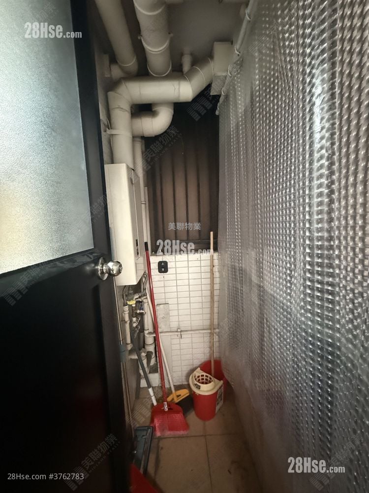 The Sherwood Sell 2 Bedrooms 396 ft²