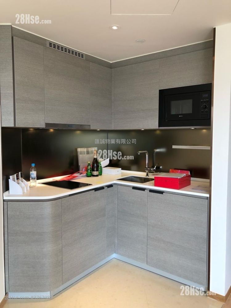 Upper East Sell 1 Bedroom , 1 Bathroom 322 ft²