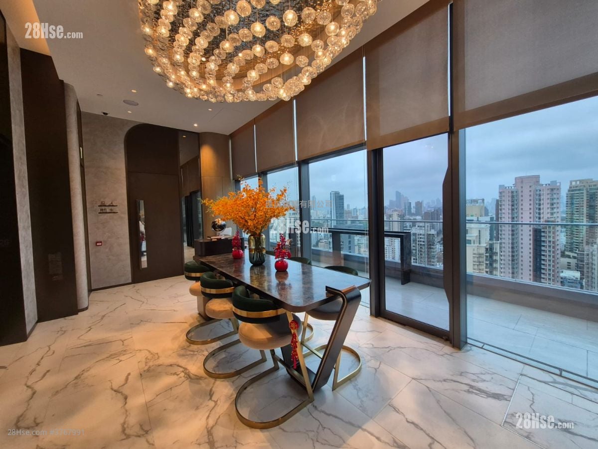 Eight Southpark Sell 1 Bedroom , 1 Bathroom 263 ft²