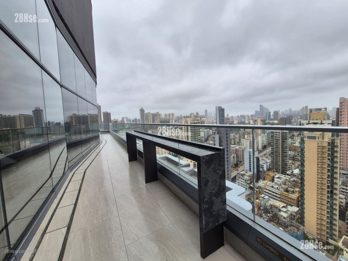 Eight Southpark Sell 1 Bedroom , 1 Bathroom 263 ft²