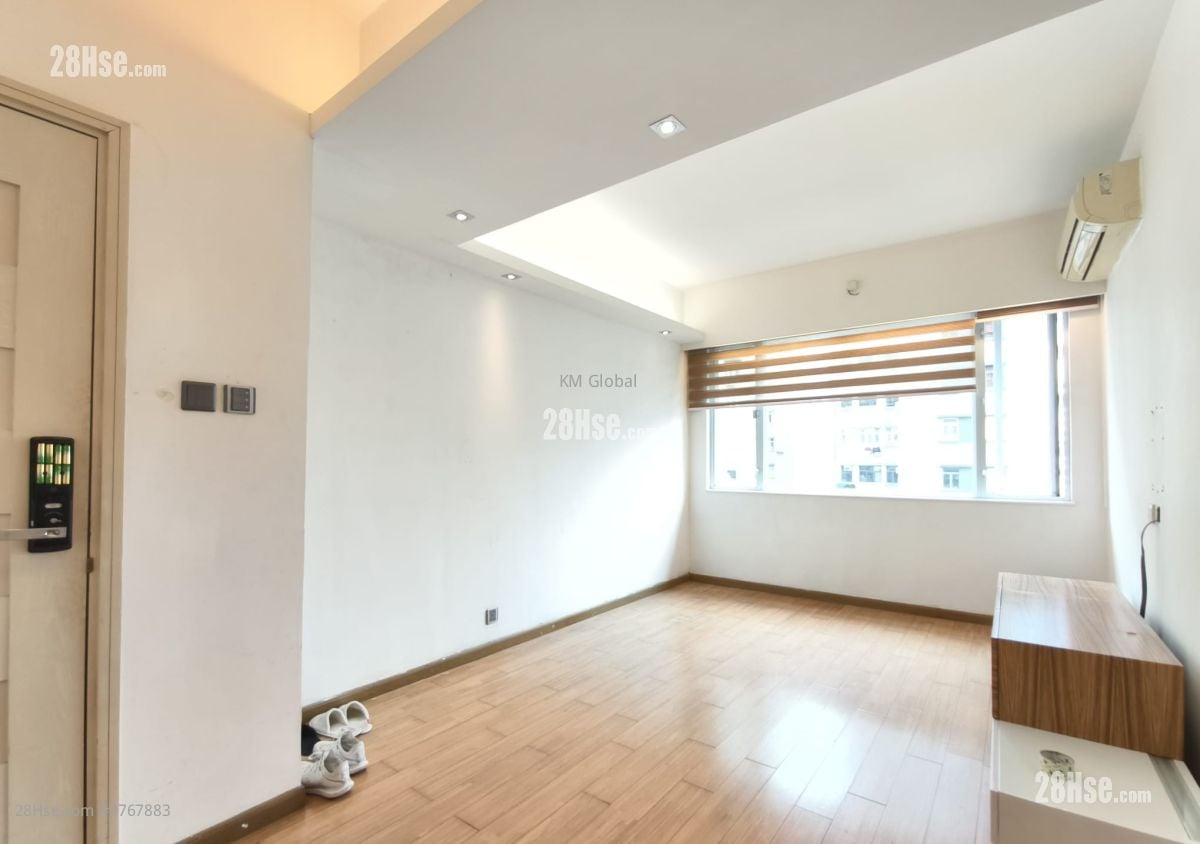 嘉景楼 售盘 3 房 , 1 浴室 664 平方尺