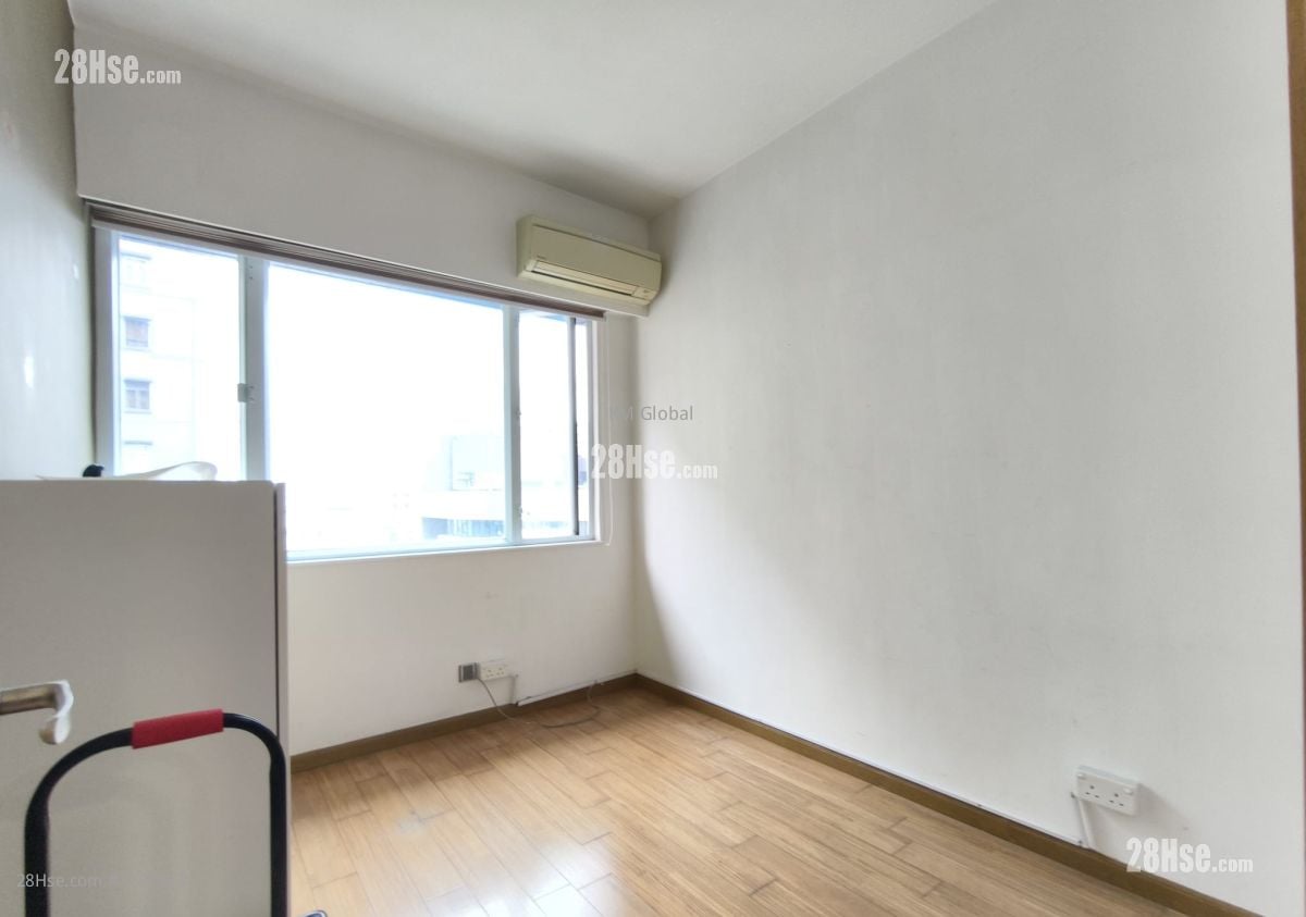 嘉景楼 售盘 3 房 , 1 浴室 664 平方尺