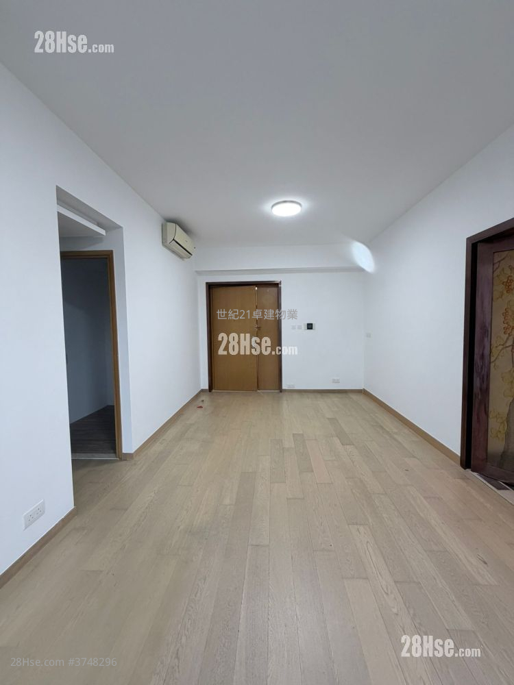 The Austin 租盤 3 房 , 2 浴室 901 平方呎