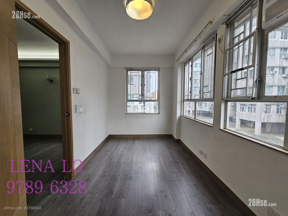 Sai Kung Town Centre Sell 1 Bedroom , 1 Bathroom 292 ft²