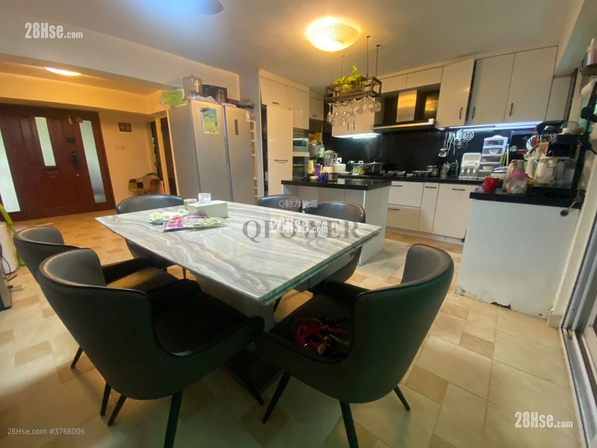 Lai Ho Garden  Sell 4 Bedrooms , 3 Bathrooms