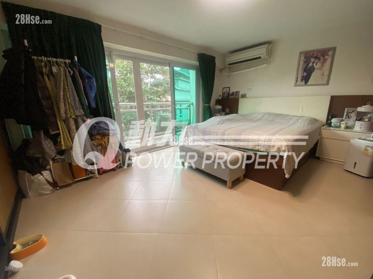 Lai Ho Garden  Sell 4 Bedrooms , 3 Bathrooms