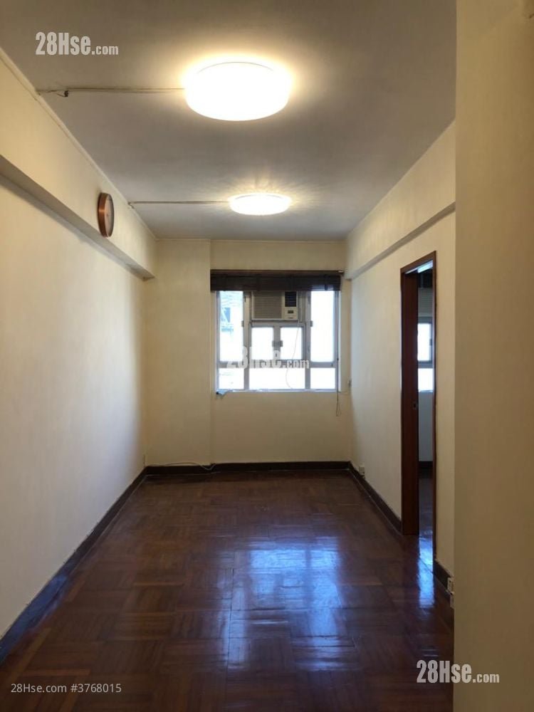 英皇大楼 售盘 2 房 , 1 浴室 496 平方尺