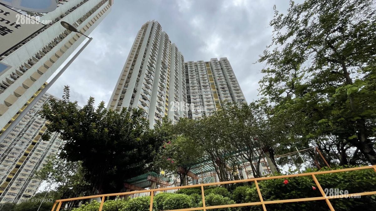 长安邨 售盘 2 房 , 1 浴室 366 平方尺