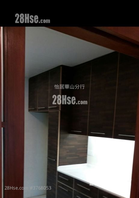 辉百阁 租盘 3 房 , 2 浴室 1,749 平方尺