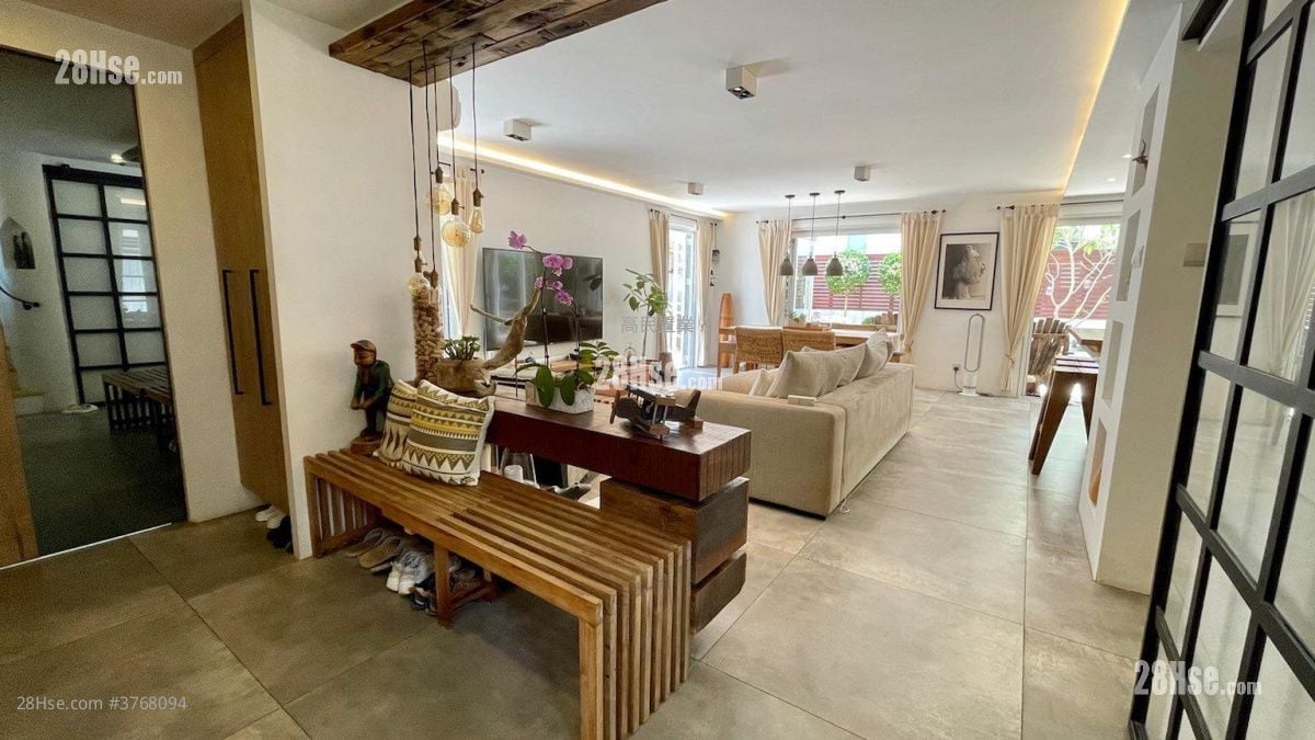 Village House Sell 5+ Bedrooms , 3 Bathrooms 2,100 ft²